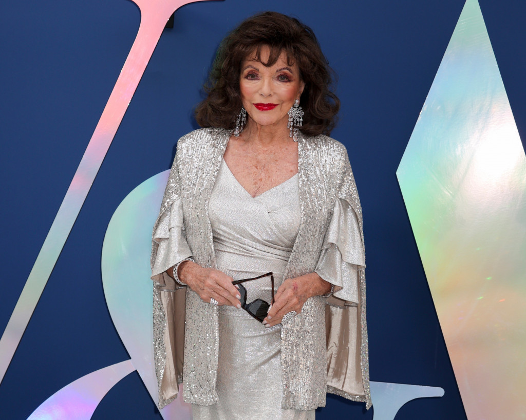 "Šefovi su uživali, a mi nismo smeli da jedemo": Džoan Kolins otkrila da se iza njene kultne uloge krila mračna pozadina