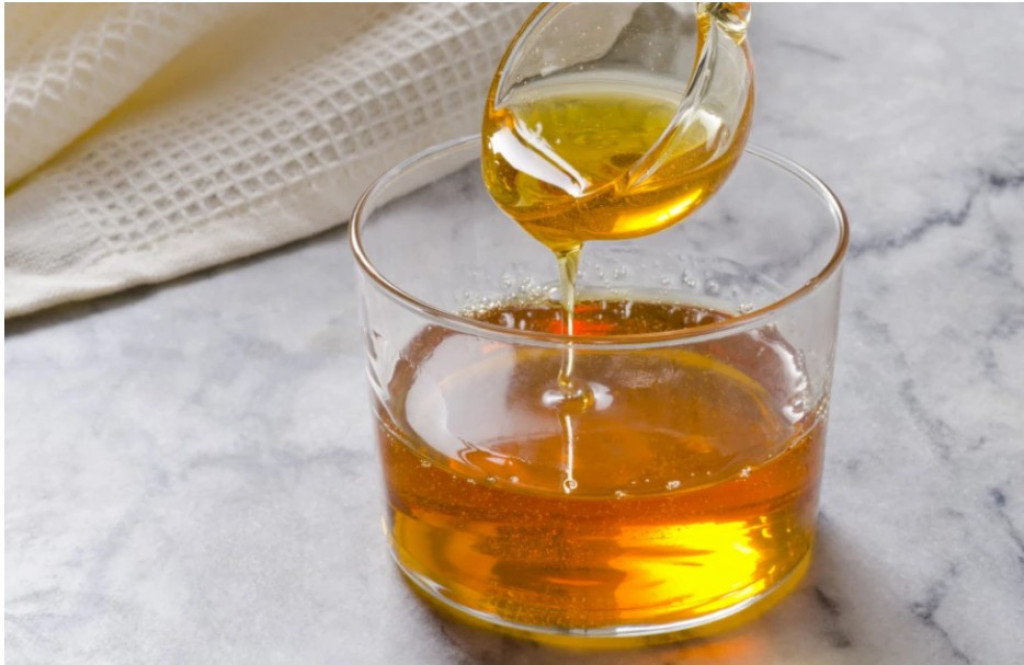 Izbacite višak vode iz organizma: Sirup za mršavljenje koji se pravi brzo, topi masti kao lud