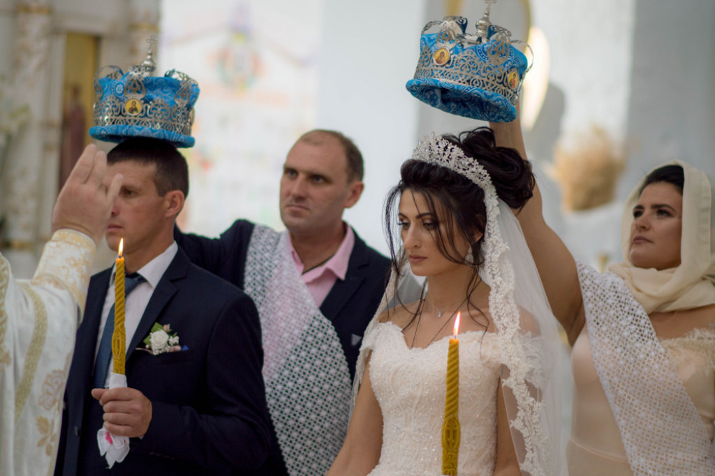 "Pogledajte šta mi je ta zla žena uradila": Jasmina tvrdi da joj je svekrva na dan venčanja namerno napravila pakao
