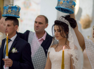 Sestra me nije pozvala na večanje: I vi ćete sigurno zaplakati kada budete čuli zašto je to uradila