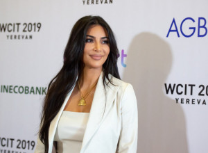 Kim Kardašijan prošetala sa torbom od 100.000 evra: A kad vidite koliko košta ona koju nosi njena ćerka Nort (10), neće vam biti dobro