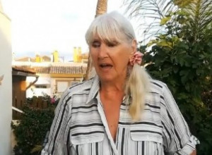 Ima 92 godine, a grmi: Žena podelila neprocenjive savete kako izgleda upola mlađe