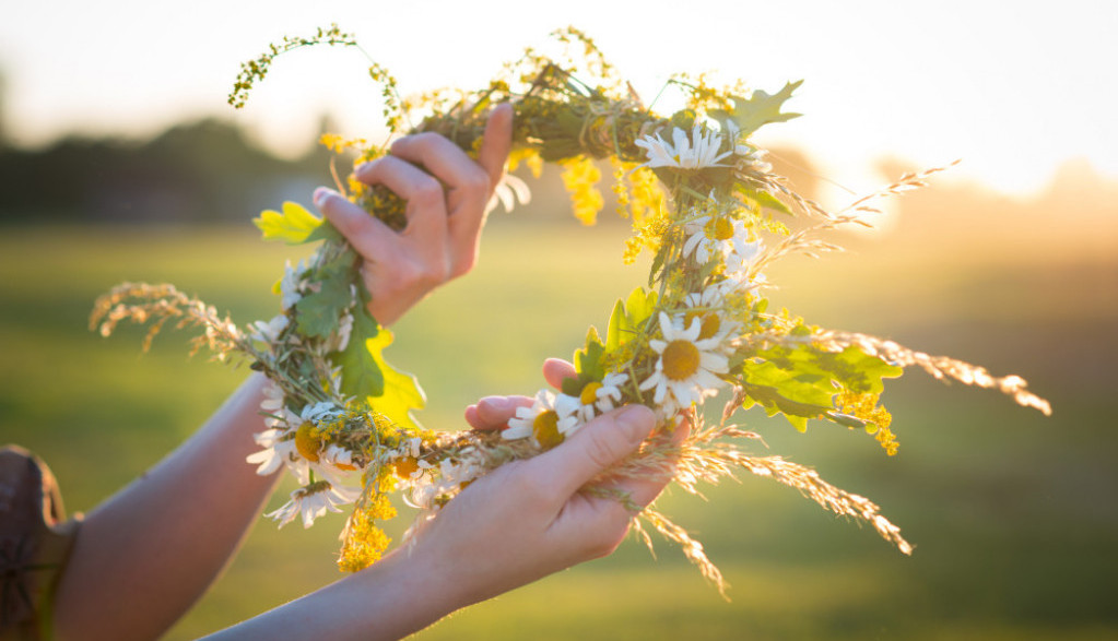 Čarobni Ivanjdan: Sunce se tri puta okrene na ovaj veliki praznik, a on je poseban i za devojke!