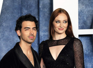 Sofi Tarner nije gubila vreme: Dva meseca nakon razvoda u zagrljaju aristokrate