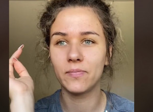 "Sklonite mi je s očiju": Tanjina potresna priča o reakcijama mame i bake kada se rodila kao "drugo žensko" u porodici slomila nam je srce