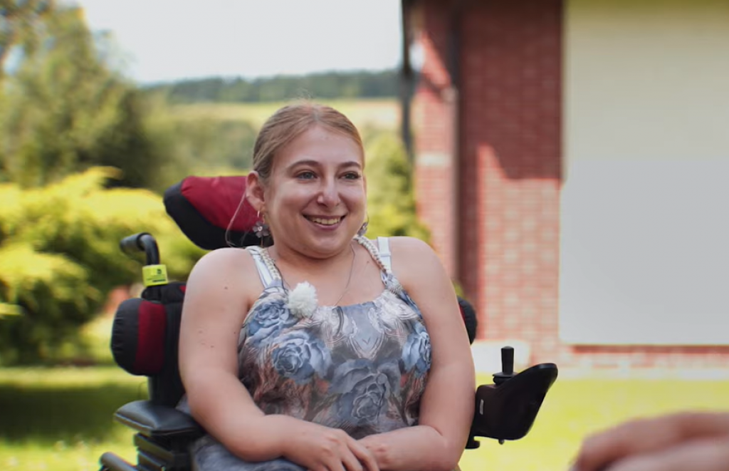 Dijana je jedna od šest ljudi na svetu sa ovom dijagnozom: Njene kosti su tanke i providne, a bolovi užasavajući