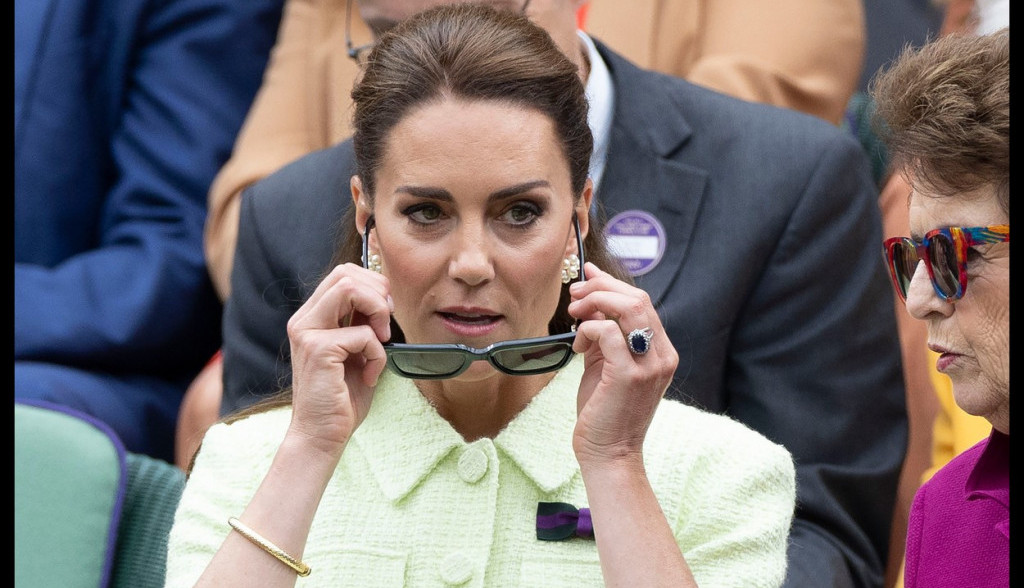 Princeza od Velsa izdominirala svojom elegancijom na stadionu: Kejt odabrala komplet koji mogu da nose i starije dame
