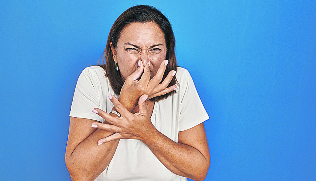 Rešite se neprijatnog zadaha belog luka: Uradite ovo nakon jela i više niko neće bežati od vas