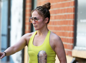 Opa, pala i psovka: Zbog ovoga je Džej Lo napravila krš i lom