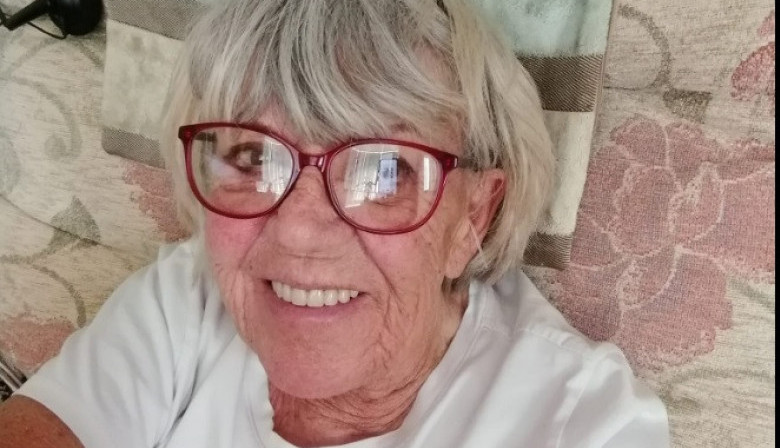 Baka Iris (83) ostavila duplo mlađeg muža: "Nije bio dobar u krevetu, a i ne mogu više da mu kuvam i čistim"