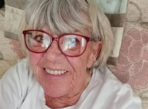 Baka Iris (83) ostavila duplo mlađeg muža: "Nije bio dobar u krevetu, a i ne mogu više da mu kuvam i čistim"