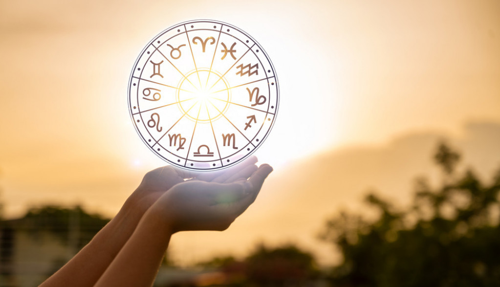 Dnevni horoskop za petak, 13. oktobar: Lavavi u dobrom društvu, Ribe da se pobrinu o zdravlju, a šta je sa Vagama?