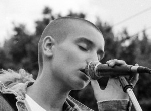 Majka je izgladnjivala i tukla, spavala je u bašti: Šinejd je prošla golgotu, nikad se nije oporavila od brutalnog zlostavljanja