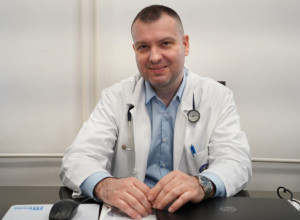 Srbi se u poslednje vreme žale na uporan kašalj: Pulmolog objašnjava kako nastaje letnja astma, i da li ima veze sa klimom