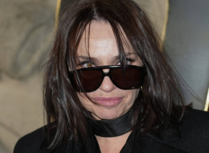 Život čuvene glumice luđi je od filma: Pojela je uho, dilovala drogu, ošamarila političara, a onda je jednom izjavom razbesnela svet