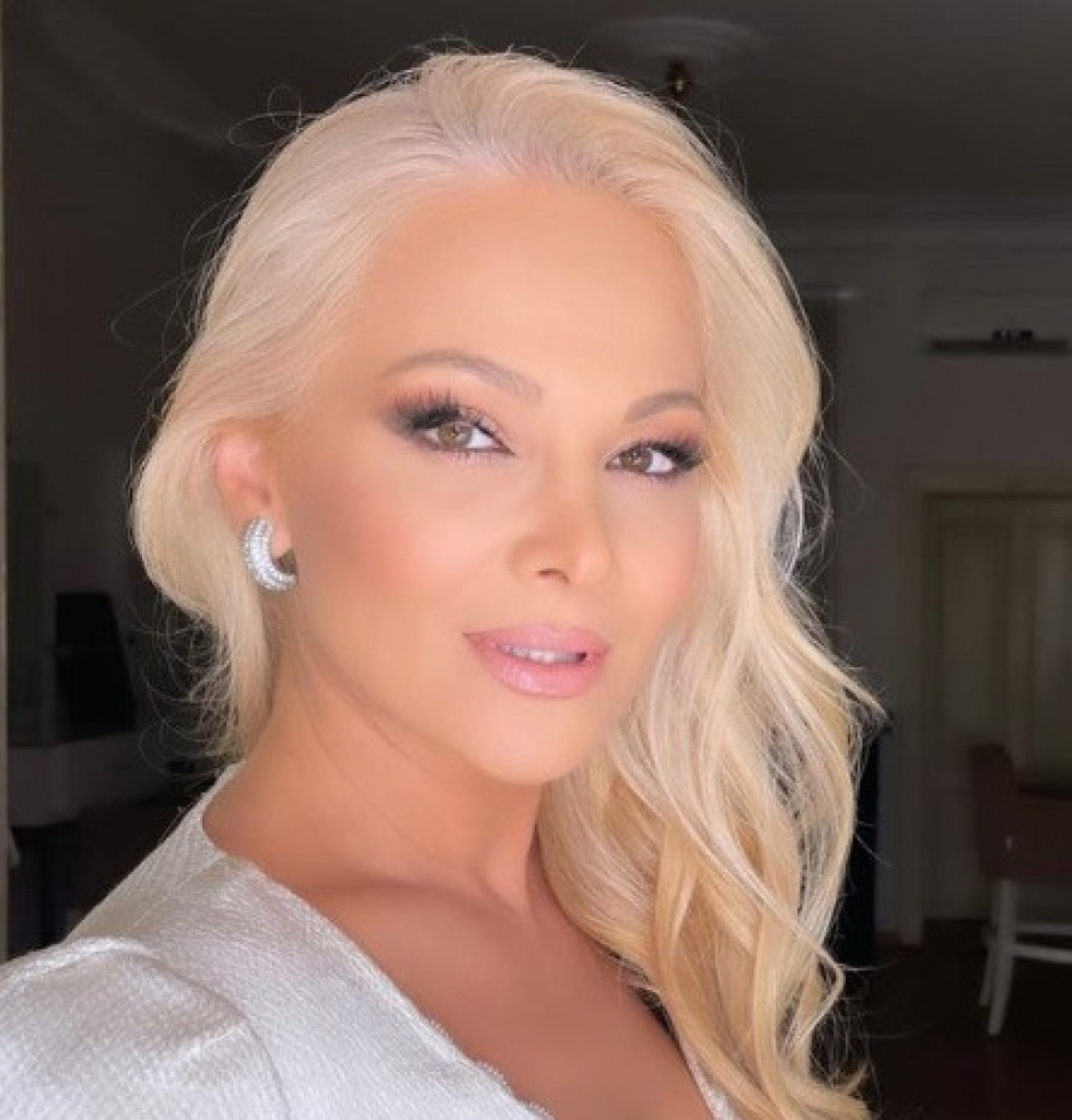 Žena koja zna šta je dobar modni stil: Četiri autfita Ilde Šaulić koji su nas oduševili