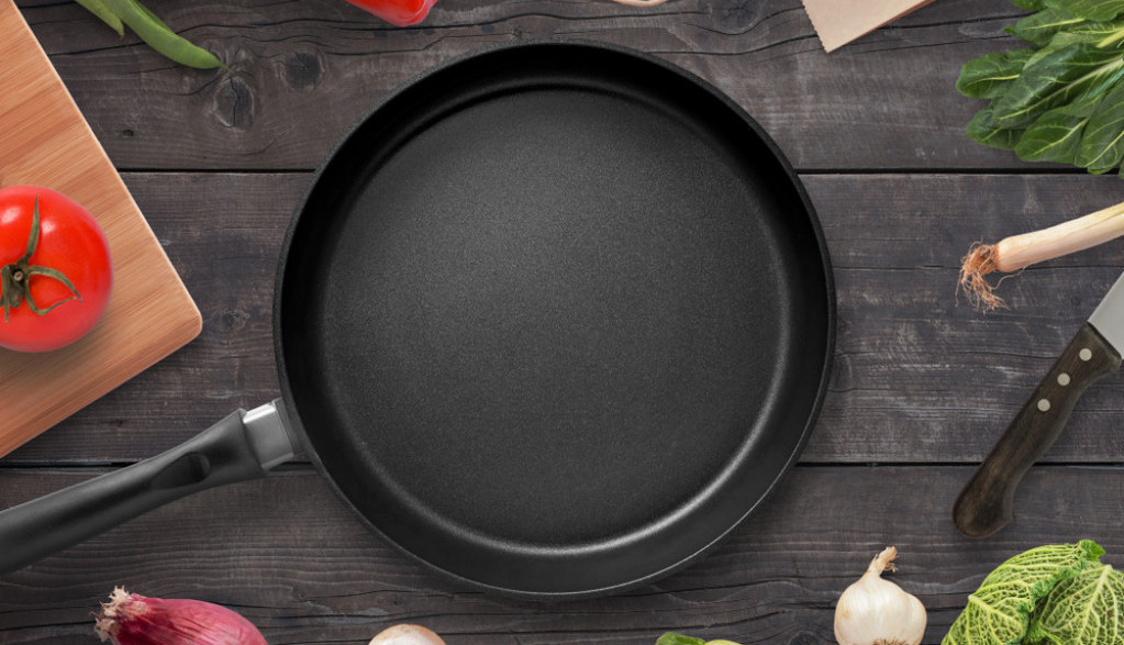 Ne perite tiganj vrućom vodom: A evo i zbog čega