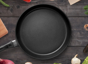 Ne perite tiganj vrućom vodom: A evo i zbog čega