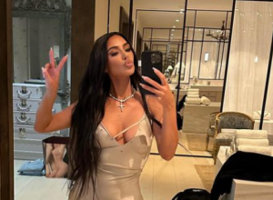 Ona zna prečicu do milionskih lajkova: Kim Kardašijan obukla bikini koji nije niko do sad