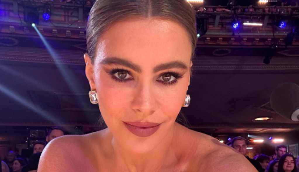 "Jel to Sofija Vergara bez šminke?": Glumica pozirala u potpuno prirodnom izdanju, komentari se samo nižu