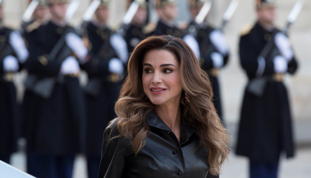 Od nje ništa manje nismo očekivali: Kraljica Ranija zablistala u originalnoj haljini, a u ovaj detalj su svi gledali