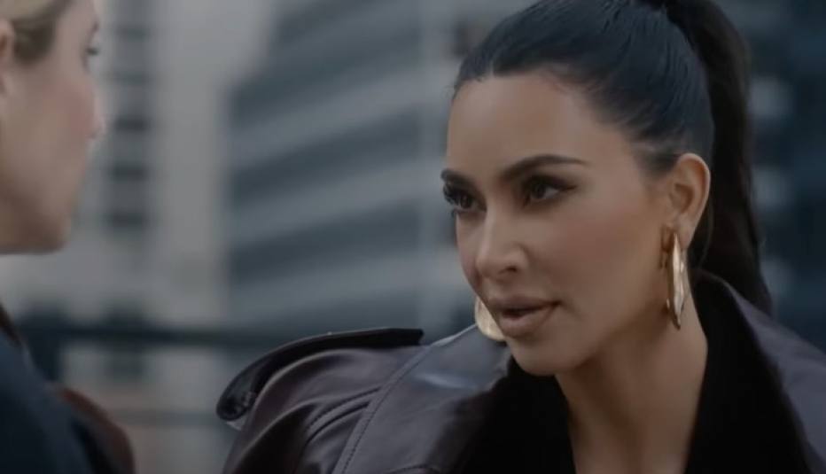 "Zabavna, elegantna i krajnje zastrašujuća": Kim Kardašijan debitovala u novoj seriji, a sad je izašao i trejler