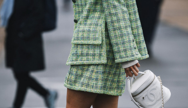 Ovaj modni klasik biće ultimativni hit ove jeseni: Može se nositi kao jakna, ali i kao sako