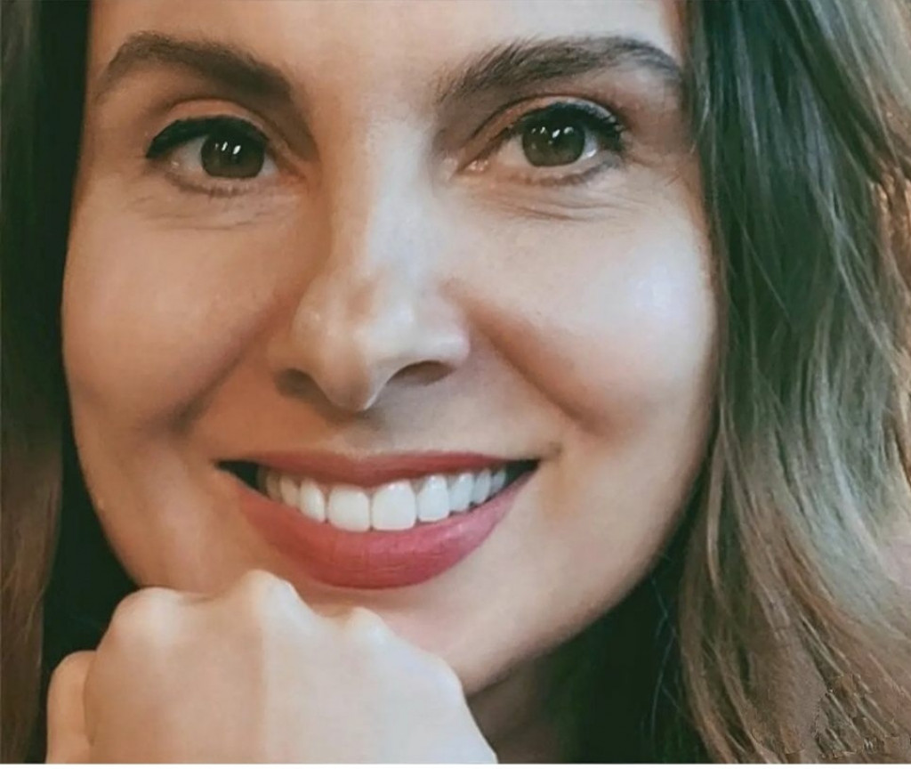 Posle sreće usledio šok! Poznatoj turskoj glumici rekli da joj biološki sat otkucava, pa je ostala trudna, a onda su joj lekari saopštili loše vesti