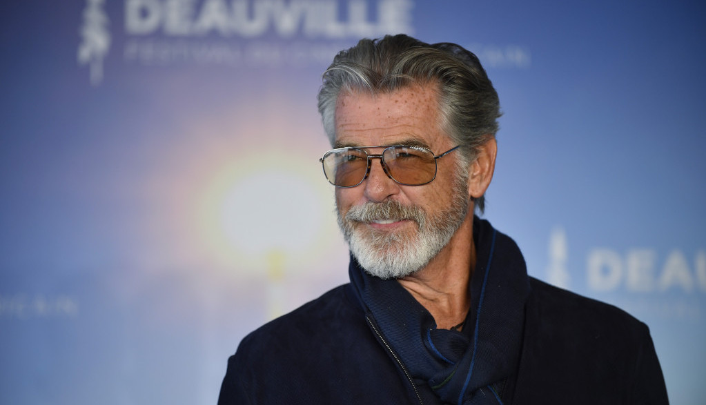 Otuđeni sin Pirsa Brosnana viđen u javnosti: Slavni glumac ga se odrekao pre 20 godina, život mu obeležen posrnućima