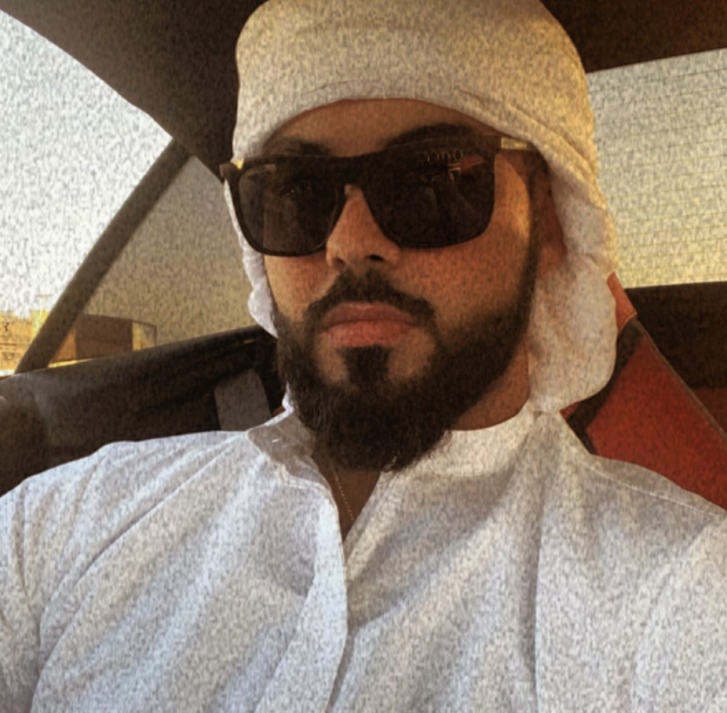 On je najlepši Arapin na svetu: Iz Saudijske Arabije je proteran da se žene ne bi zaljubljivale u njega