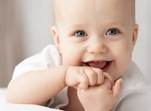 Snimak je videlo preko 4 miliona ljudi: Beba je prvi put probala sladoled, njena reakcija je urnebesna