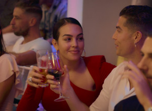 'Zar je i ona to morala da uradi?'': Ronaldova Georgina podelila fotografije sa večere, a ovaj detalj je sve naljutio