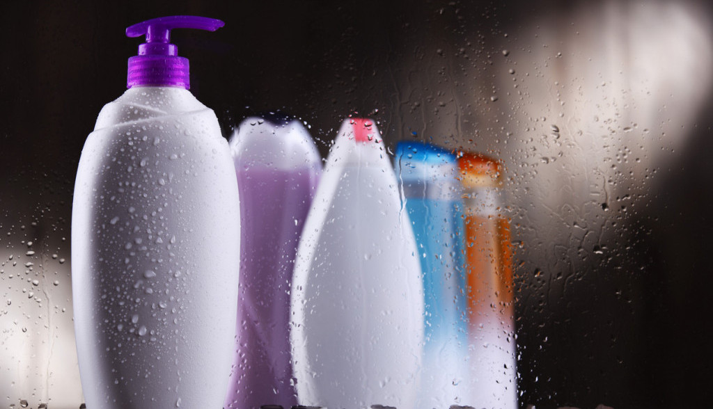 Od ovog šampona kosa raste kao iz vode: Pravi se lako i jednostavno od sastojaka koje imate kod kuće