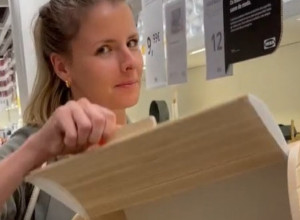 Kakva carica: Spojila je dve kutije za hleb i dobila komad nameštaja koji u prodavnici košta nekoliko stotina evra