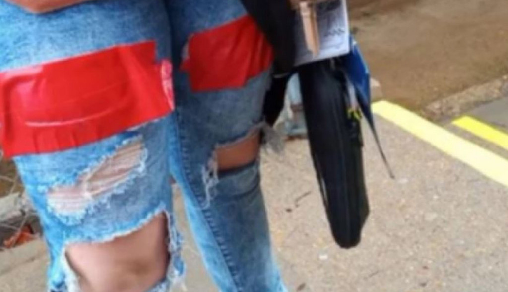 Devojčica došla iz škole oblepljena trakom: Kada je majka saznala jezivu  istinu, odmah se obračunala sa nastavnicima