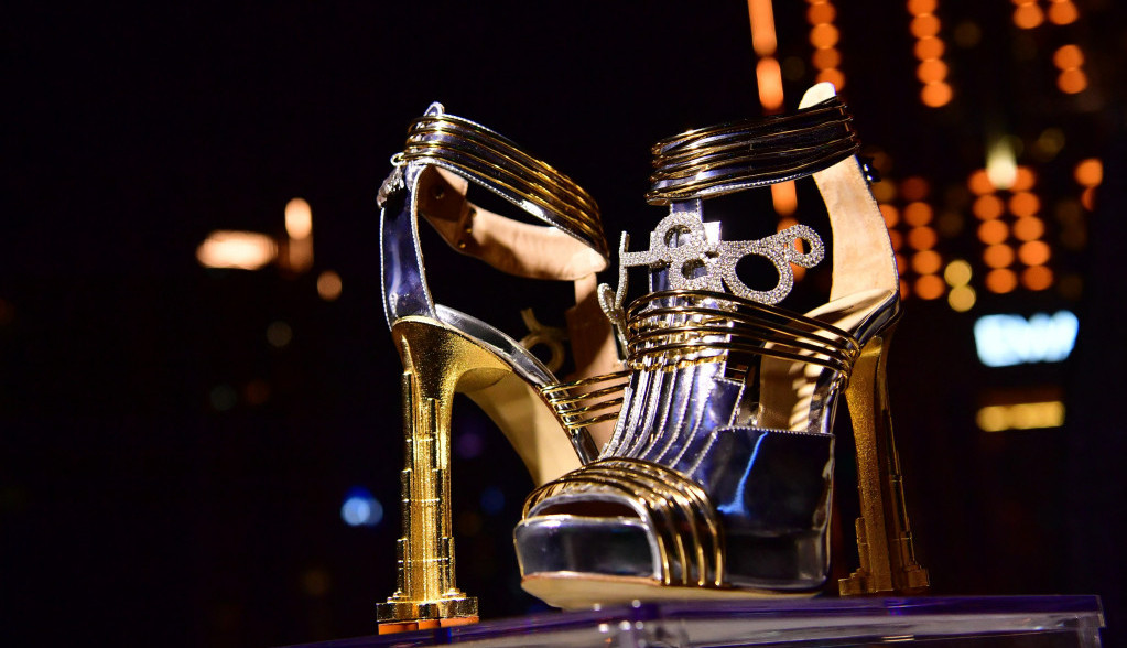 Umetničko delo visoke mode: Od cene ovih cipela će vam se zavrteti u glavi, a dostavljaju se na poseban način