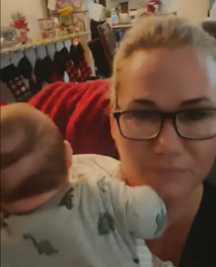 Žena ima srce veliko kao kuća: Usvojila je dete pokojne bivše supruge svog muža iako nije njegovo