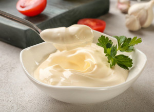 Domaći majonez koji ne goji: Uživajte od sada bez griže savesti u ovom omiljenom umaku