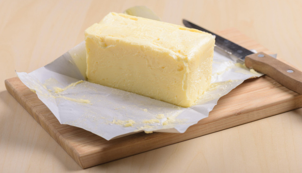 Za ove trikove sigurno niste čuli: Ne bacajte omote od putera i margarina kada ih potrošite, evo kako ih možete iskoristiti