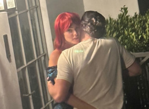 Fotografija koja je zgrozila javnost: Leonardo Di Kaprio uhvaćen sa devojkom u nezgodnom trenutku