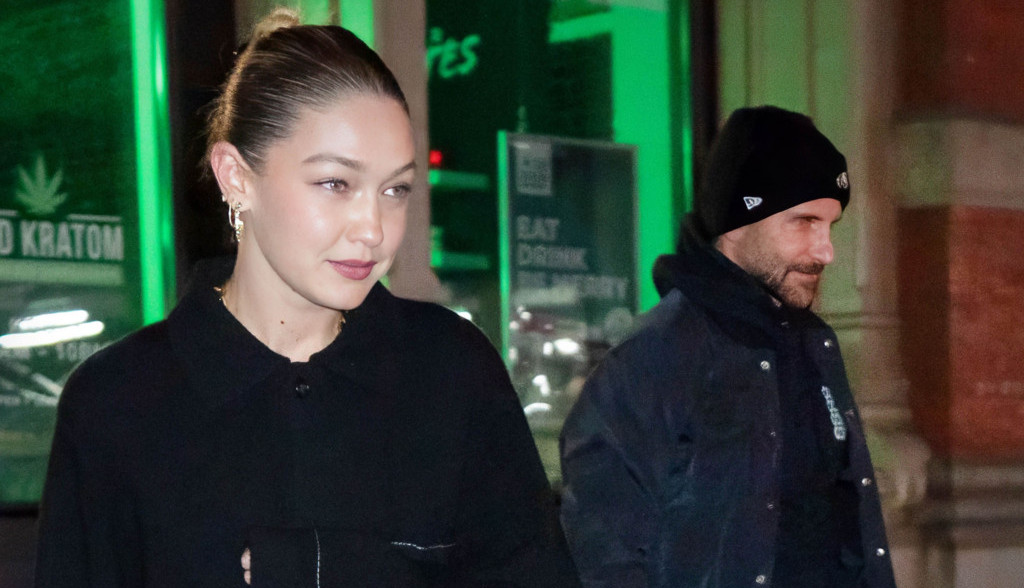 Njihova veza je "trenutno na steroidima": Bredli Kuper odlepio za 20 godina mlađom Điđi Hadid