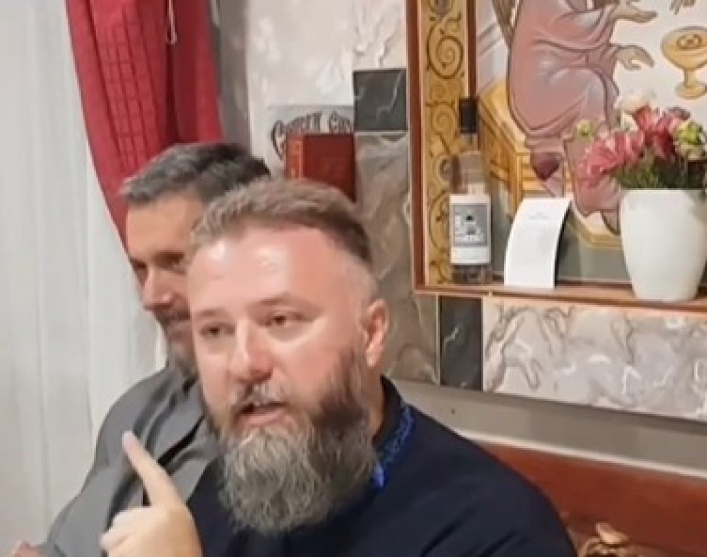 Kako jorgan čuva brak? Otac Predrag Popović dao lekciju koja svim parovima treba da bude zvezda vodilja