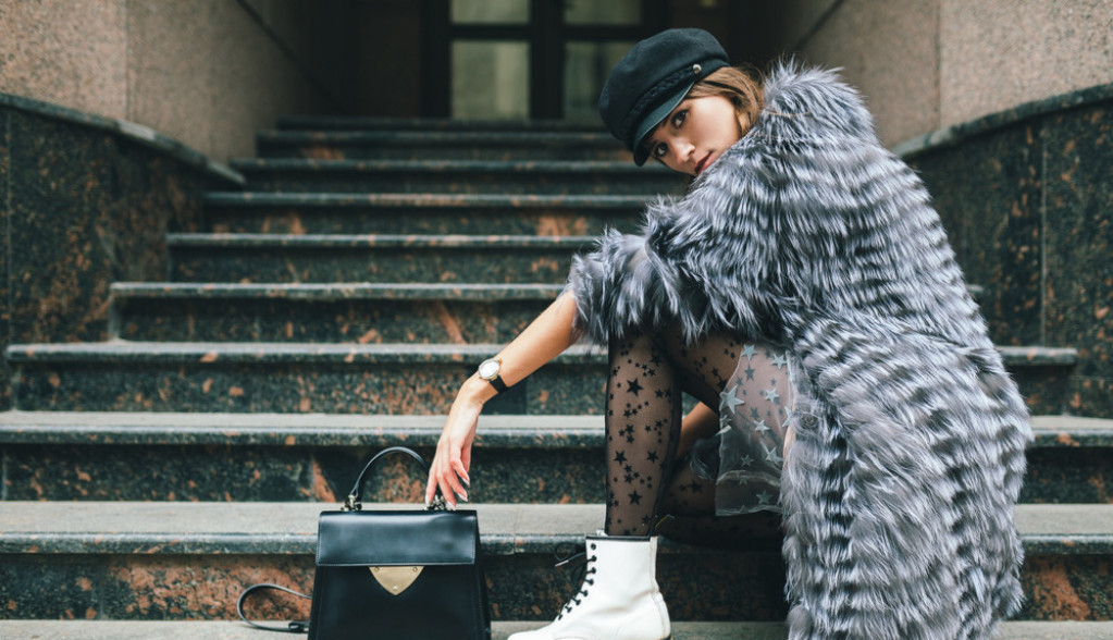 Sa dolaskom hladnog vremena hulahopke stupaju na scenu: Evo kako da ih nosite da vam noge izgledaju duže