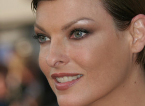 "Nikad više neću dozvoliti tako nešto": Linda Evanđelista o izgladnjavanju - Pila samo vodu i gubila razum