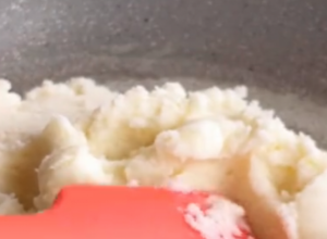 Imate višak krompir pirea? Ne bacajte ga, već mu dajte novi život uz 1 fenomenalan trik!