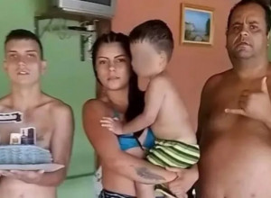 Dragi svi, muž me vara sa tatom: Devojka otkrila šta se dešava iza njenih leđa, internet gori od skandaloznih video snimaka