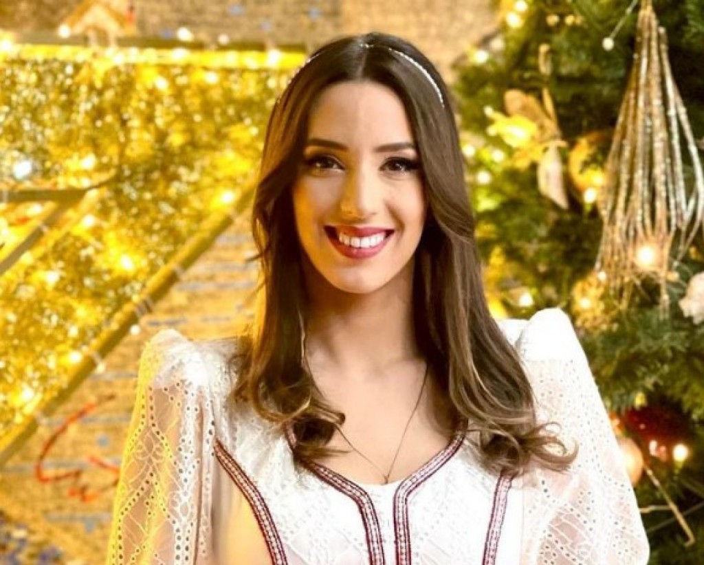 "Pevanje doživljavam kao svojevrsnu misiju": Danica Crnogorčević objasnila kako izgleda jedan dan u životu majke četvoro dece
