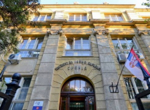 VRATILA SE ZARAZNA BOLEST ZA KOJU SMO MISLILI DA JE ISKORENJENA Oglasio se "Batut" se: Ovi simptomi ukazuju na veliki ili magareći kašalj