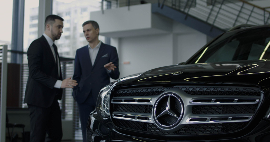 Nećete verovati zašto skupi automobili nikad nisu na sniženju: Ovo je pravi razlog!