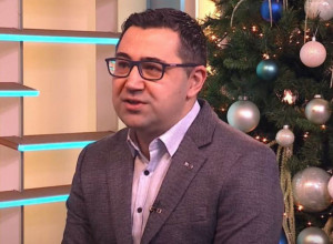 IDETE LI U TOALET SA MOBILNIM? Dr Marković otkriva koliko je to opasno